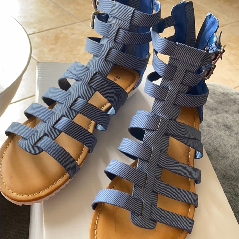 Sandals - Picture 2 of 2